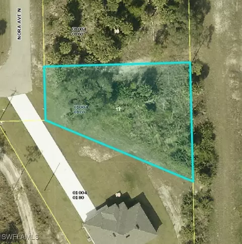 2800 Nora Ave N, Lehigh Acres, FL 33971