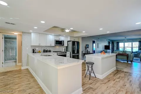 510 Sunnybrook Ct #3, Cape Coral, FL 33904