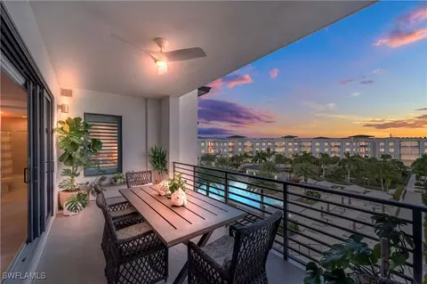 1111 Central Ave #512, Naples, FL 34102