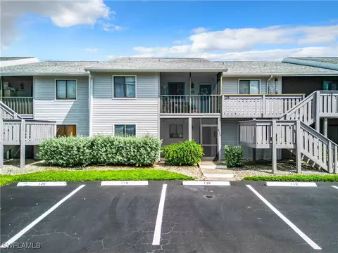 1051 Palm Ave #115, North Fort Myers, FL 33903