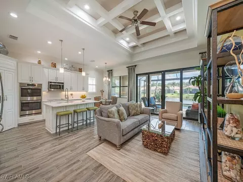 9018 Isla Bella Cir, Bonita Springs, FL 34135