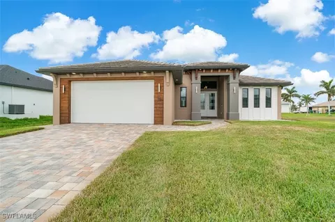 1036 NW 36th Pl, Cape Coral, FL 33993