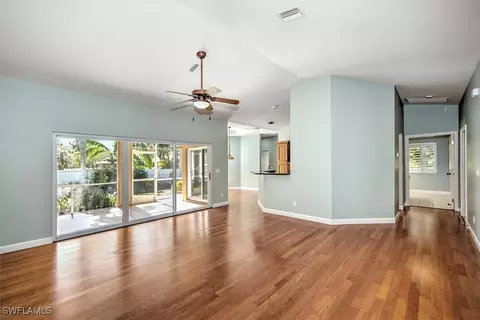495 Holly Ave, Labelle, FL 33935 photo 4