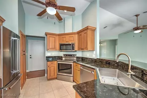 495 Holly Ave, Labelle, FL 33935 photo 11