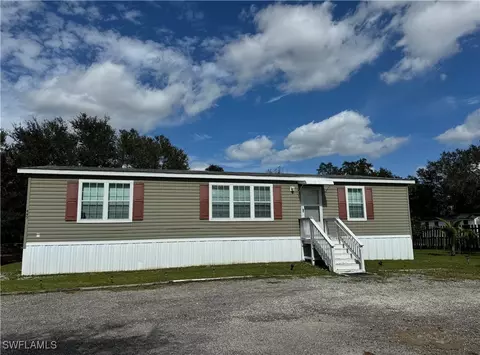 445 Hunting Club Ave, Clewiston, FL 33440