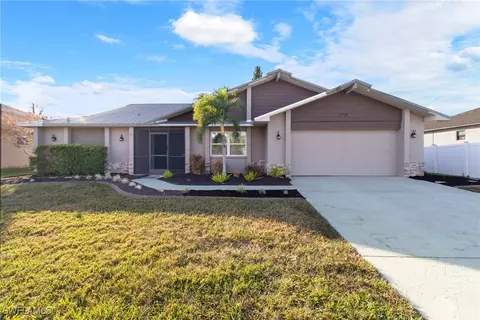 3738 SE 3rd Pl, Cape Coral, FL 33904