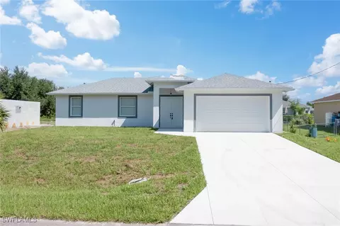 3014 53rd St W, Lehigh Acres, FL 33971