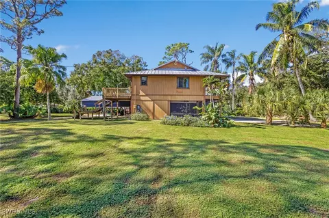 9800 Horne Ln, Estero, FL 33928