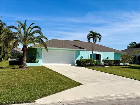 Exterior - 233 Pinehurst Cir, Naples, FL 34113 photo 1 of 4