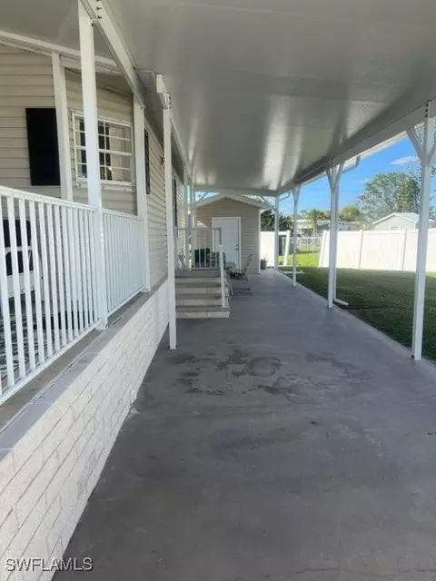 25 N Manatee Loop, Punta Gorda, FL 33950 photo 4