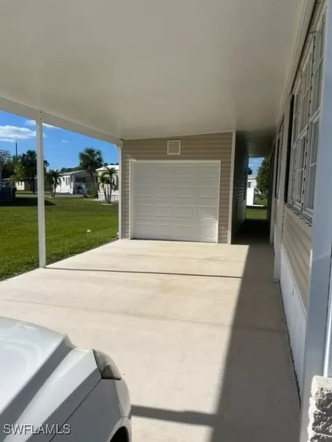 25 N Manatee Loop, Punta Gorda, FL 33950 photo 2