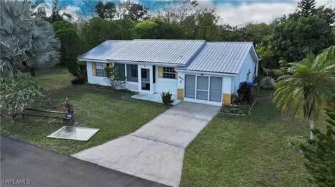 2002 Anchor Ln, Labelle, FL 33935 photo 2