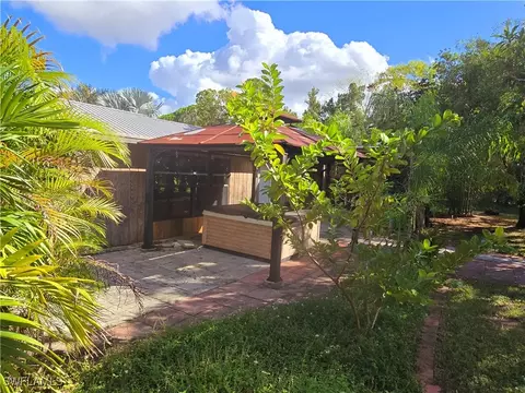 2002 Anchor Ln, Labelle, FL 33935 photo 9
