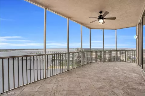 2090 W First St #H2908, Fort Myers, FL 33901