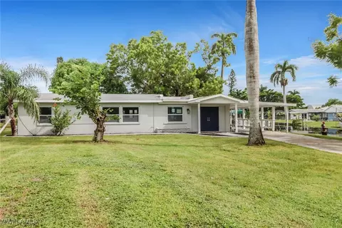 1152 Harbor Dr, North Fort Myers, FL 33917