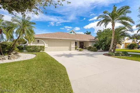 2513 SE 24th Ave, Cape Coral, FL 33904