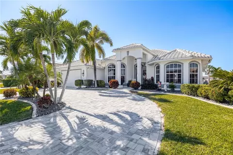 2636 SE 19th Pl, Cape Coral, FL 33904