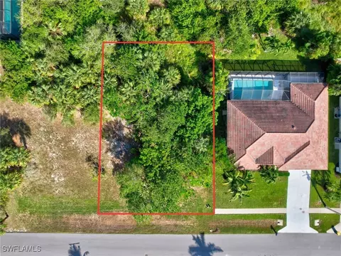 611 Diplomat Ct, Marco Island, FL 34145