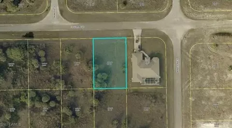 1250 Jaguar Blvd, Lehigh Acres, FL 33974