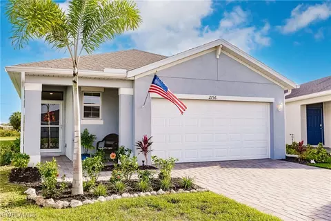 2756 Star Coral Dr, North Fort Myers, FL 33903