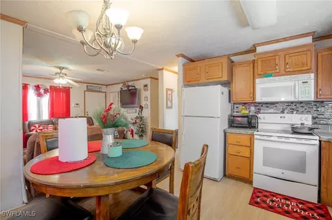 602 Bowden Rd, Clewiston, FL 33440 photo 6