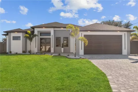 334 NE 6th Ter, Cape Coral, FL 33909