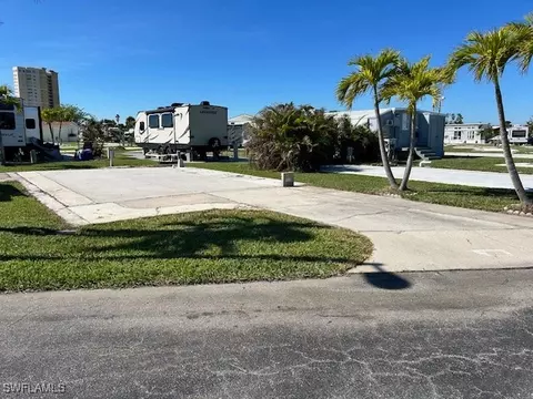 19681 Summerlin Rd 117, Fort Myers, FL 33908