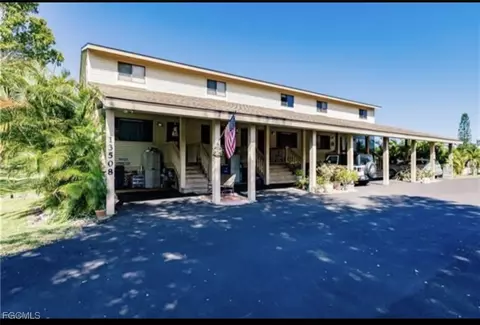 1350 Siesta Pines Ct #8, Fort Myers, FL 33908