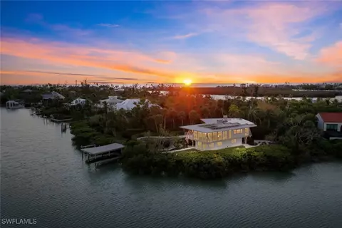 2688 Coconut Dr, Sanibel, FL 33957