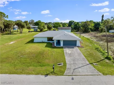 106 Lincoln Ave, Lehigh Acres, FL 33936