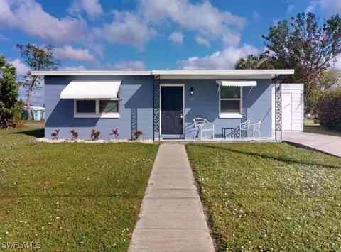 8302 Aero Ave, North Port, FL 34287