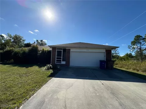3904 E 3rd St, Lehigh Acres, FL 33936