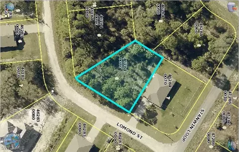 662 Lomond St, Lehigh Acres, FL 33972