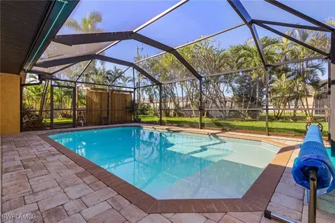 1714 Country Club Blvd, Cape Coral, FL 33990