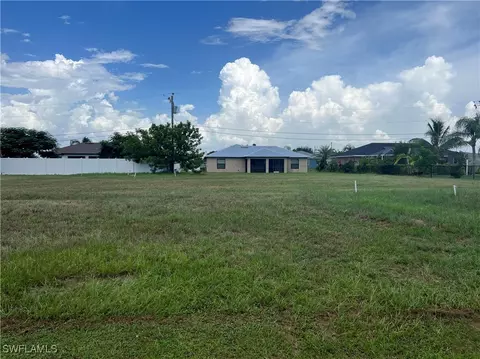 129 SE 5th Ave, Cape Coral, FL 33990