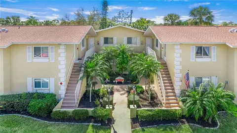 8109 Country Rd #105, Fort Myers, FL 33919