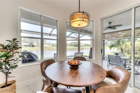 Dining - 8585 Fairway Bend Dr, Fort Myers, FL 33967 photo 6 of 9