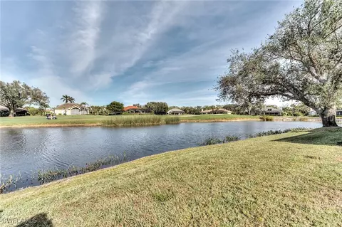 Exterior - 8585 Fairway Bend Dr, Fort Myers, FL 33967 photo 5 of 10