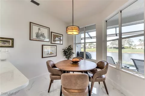 Dining - 8585 Fairway Bend Dr, Fort Myers, FL 33967 photo 5 of 9
