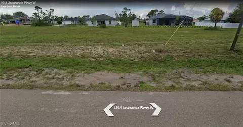 1914 Jacaranda Pkwy W, Cape Coral, FL 33993