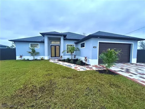 1809 NE 40th Ln, Cape Coral, FL 33909