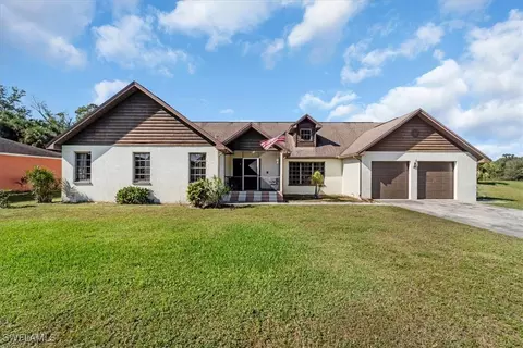 321 Cleveland Ave, Lehigh Acres, FL 33936