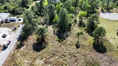 404406 Chalet Ave S, Lehigh Acres, FL 33974