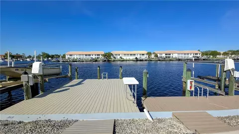 309 Stella Maris Dr S, Naples, FL 34114