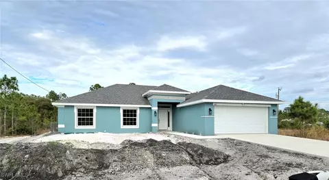 943 Macy St E, Lehigh Acres, FL 33974