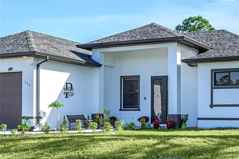 804 Zehra Ave N, Lehigh Acres, FL 33971