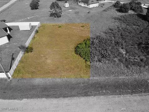 3003 Beacon Ln, Labelle, FL 33935 photo 2