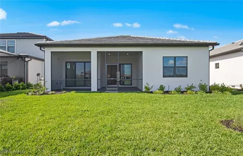 Exterior - 20511 Pebble Glen Dr, Estero, FL 33928 photo 5 of 11