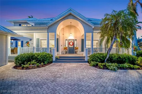 12360 Mcgregor Palms Dr, Fort Myers, FL 33908