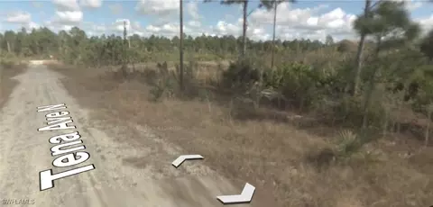 6008 Tena Ave N, Lehigh Acres, FL 33971